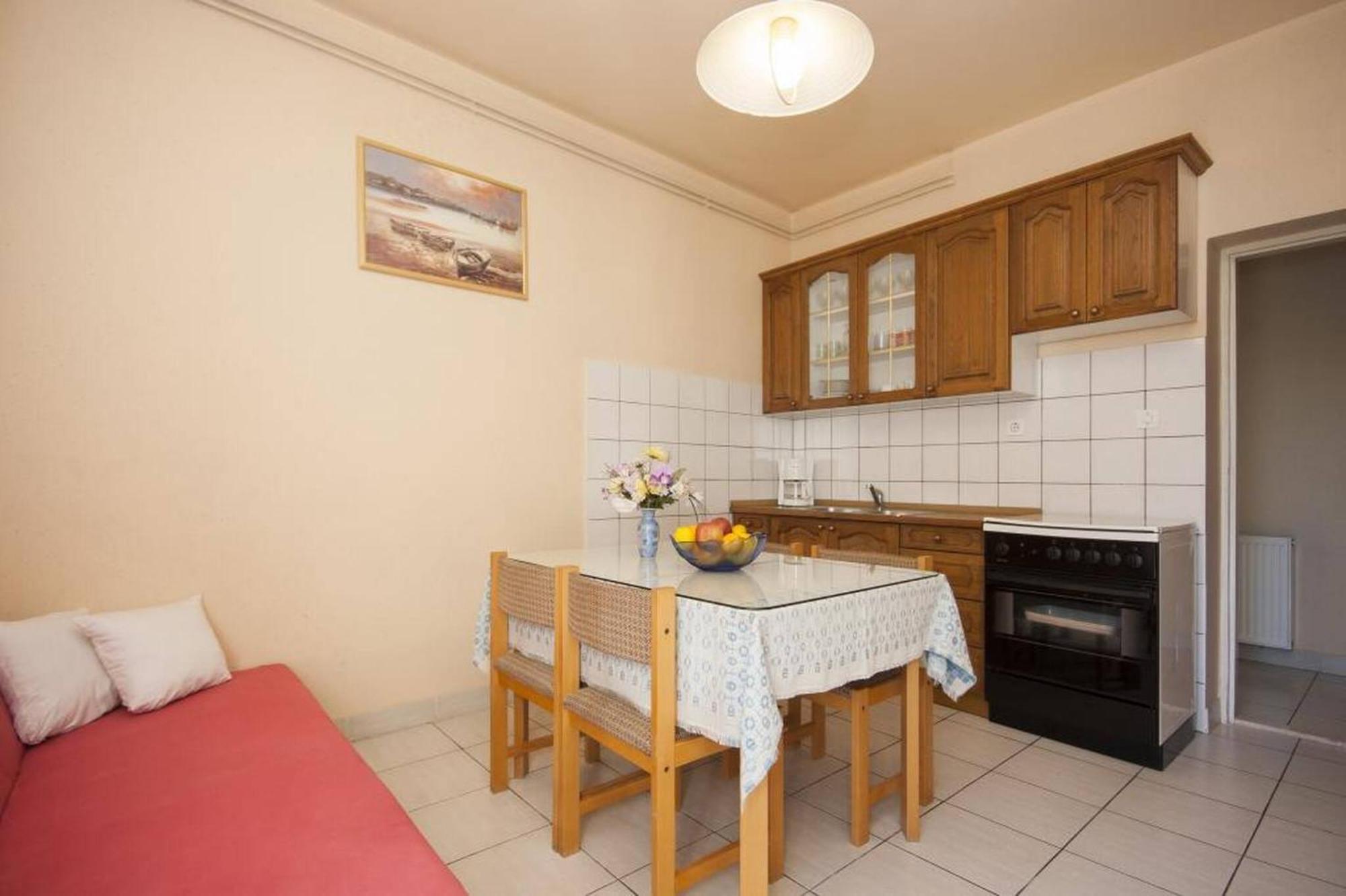 Apartments Zdenka Бродарика Екстериор снимка